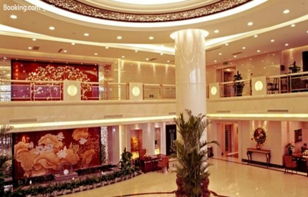 Beijing Jinlongtan Hotel Екстериор снимка